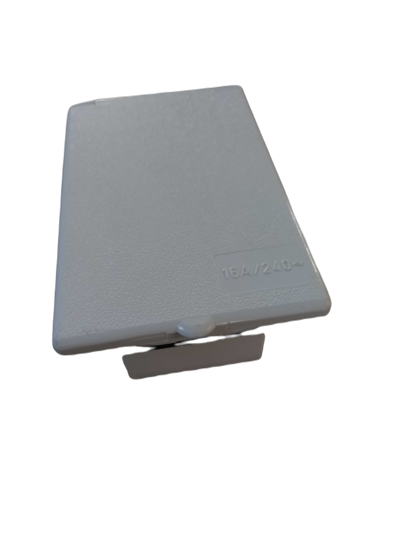 Socket & Housing 16A 220V White